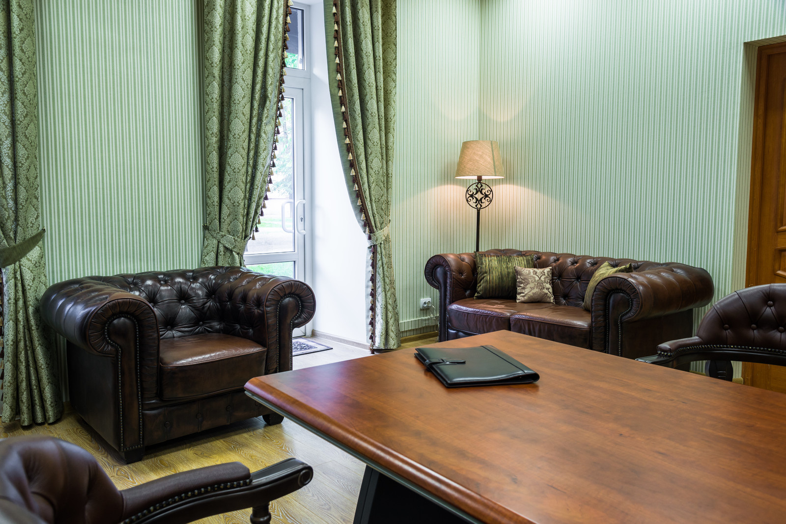 Детективное агентство на Невском проспекте