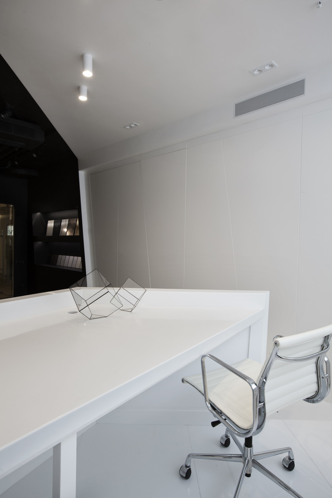 Шоурум InterQuartz в ArtPlay