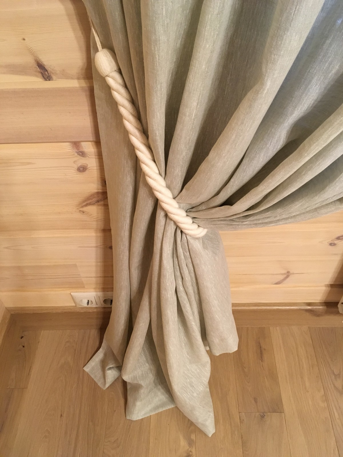 Шторы в деревянном доме КП Павлово-2