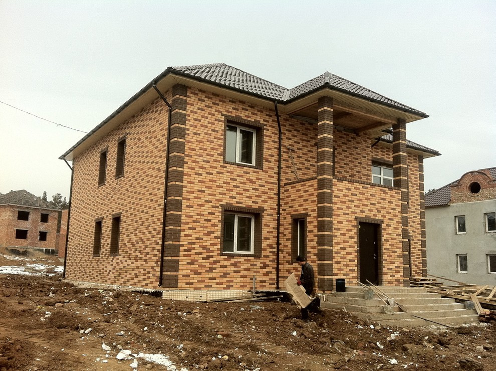 Частные дома из голицынского кирпича