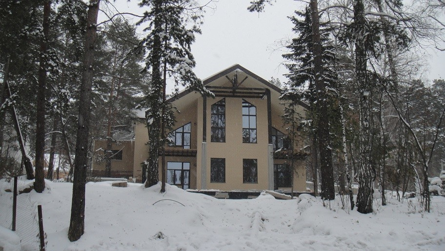 Частные дома из голицынского кирпича