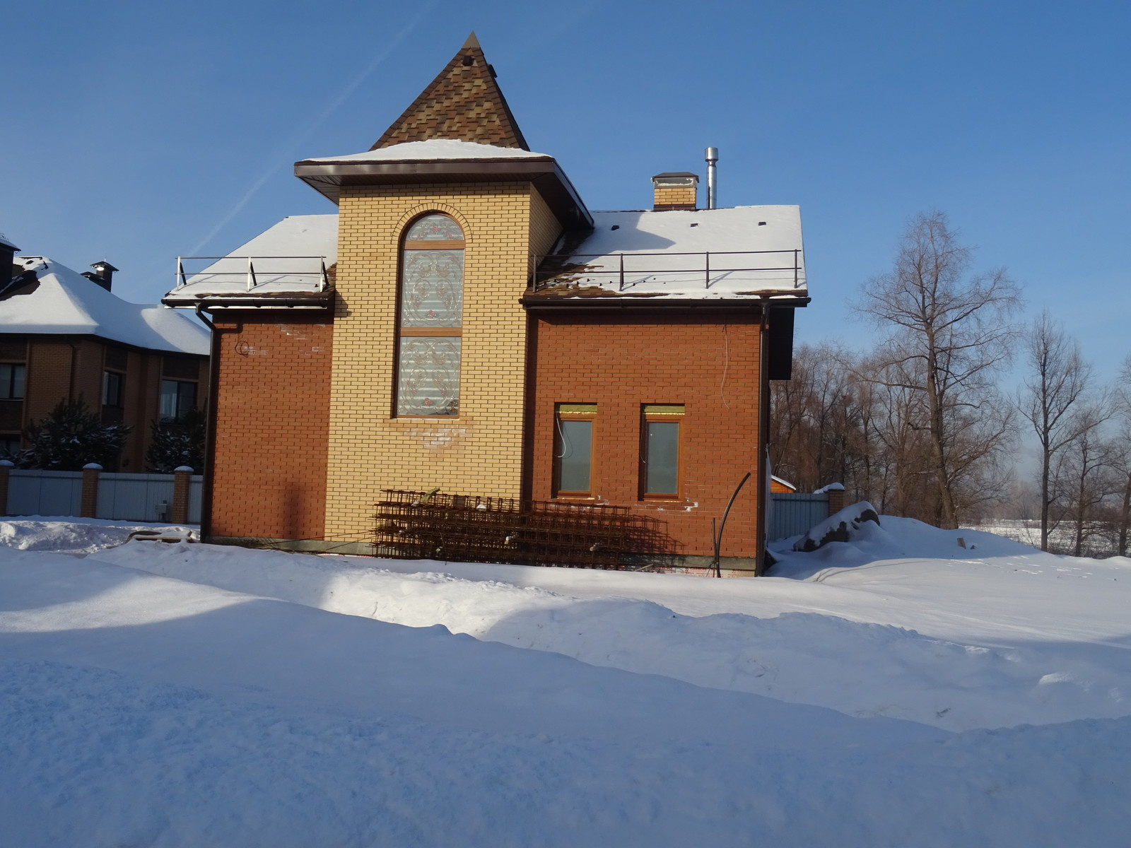 Частные дома из голицынского кирпича