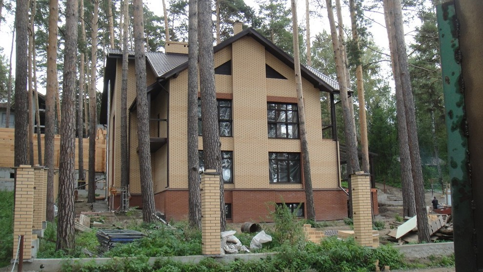 Частные дома из голицынского кирпича