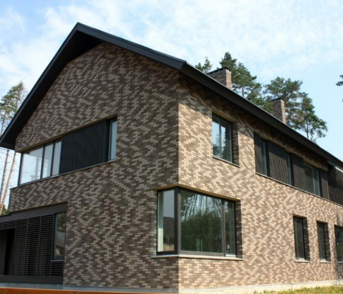 Частные дома из голицынского кирпича