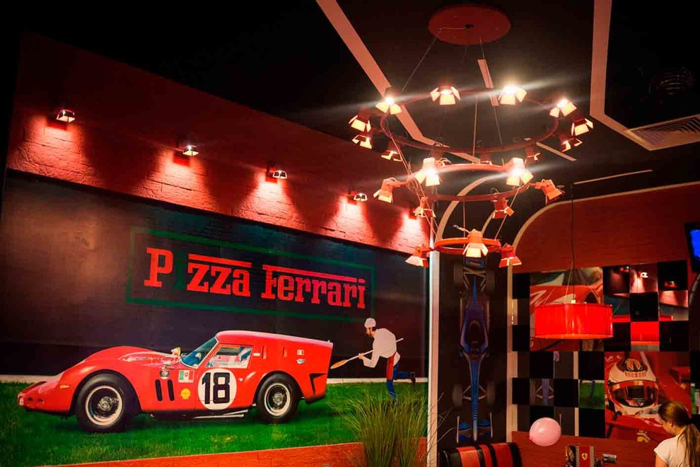 Пиццирия "Pizza Ferrari"