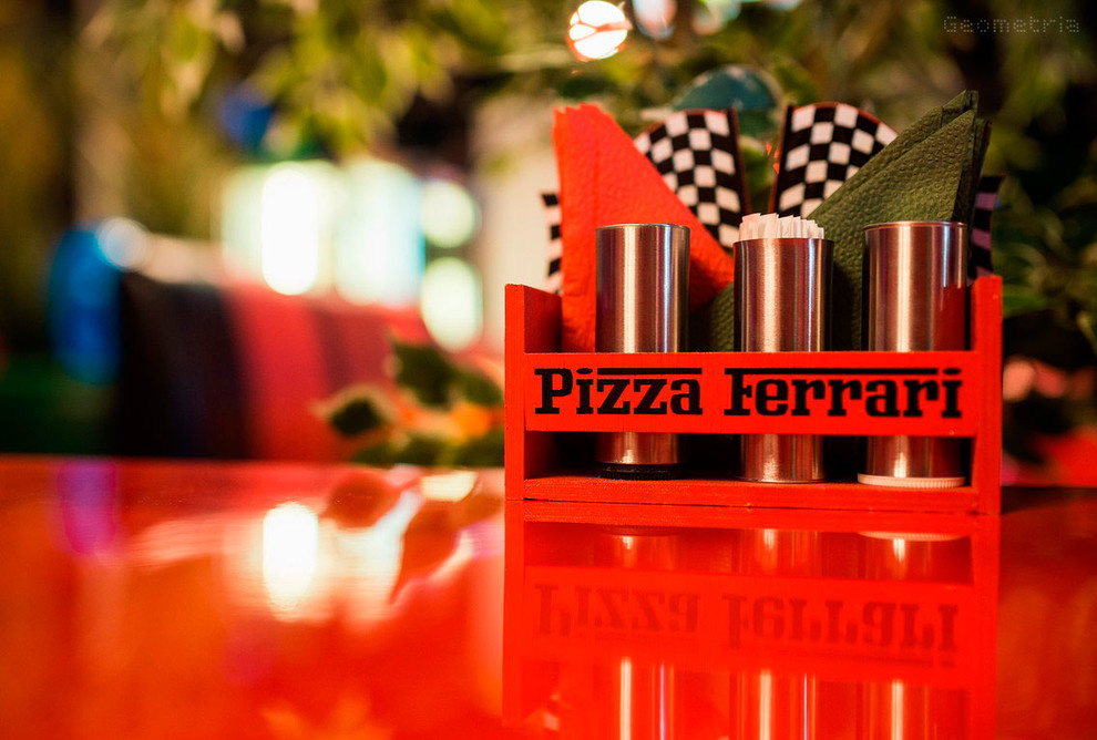Пиццирия "Pizza Ferrari"