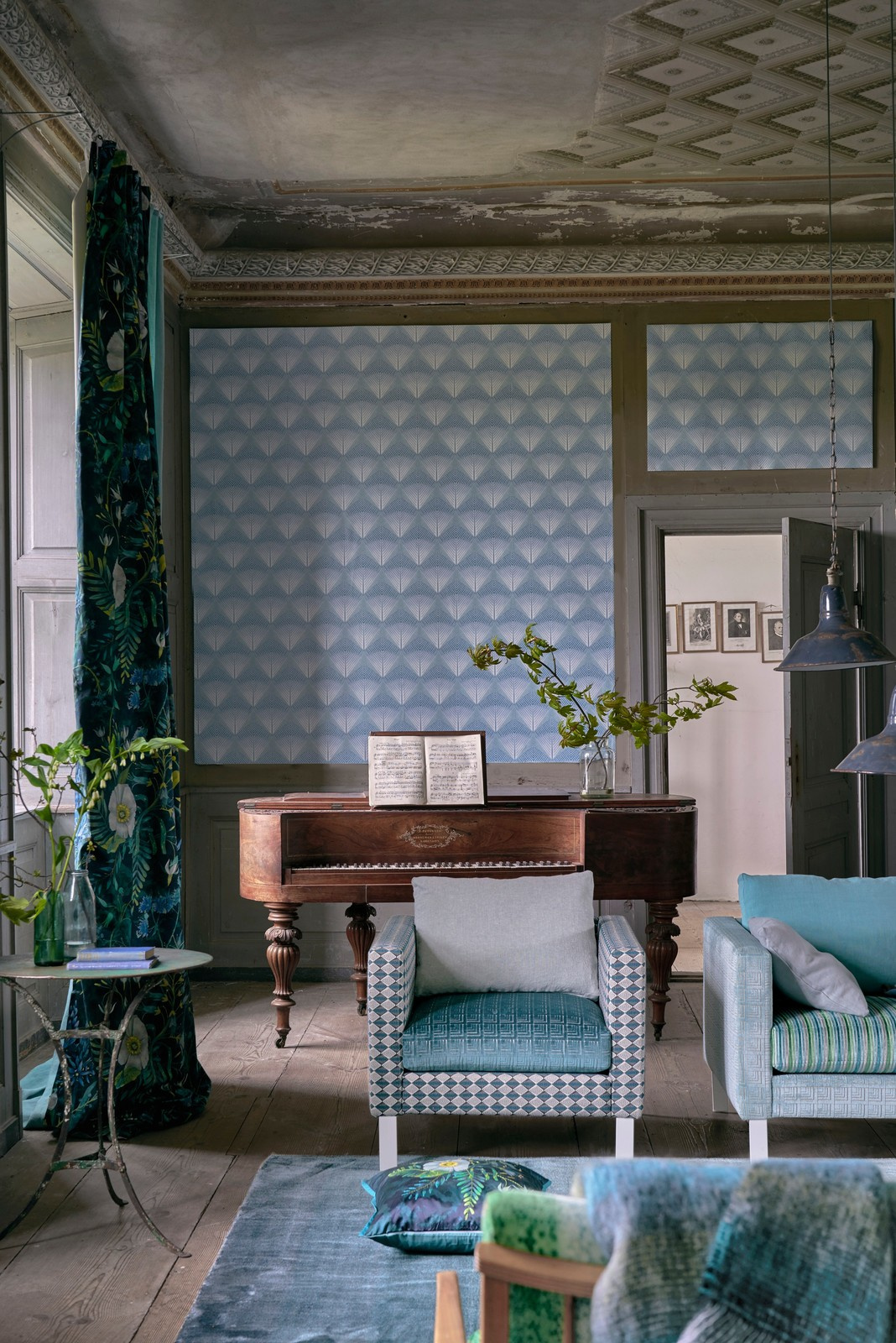 Tulipa Stellata от Designers Guild 2017