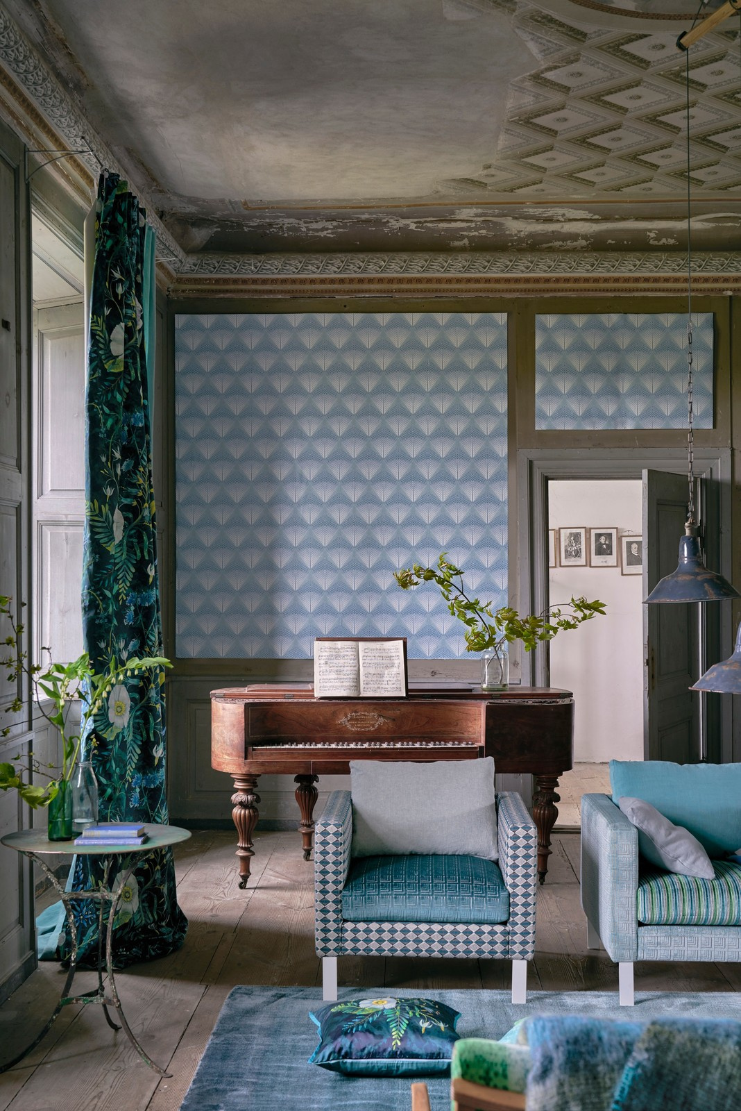 Tulipa Stellata от Designers Guild 2017
