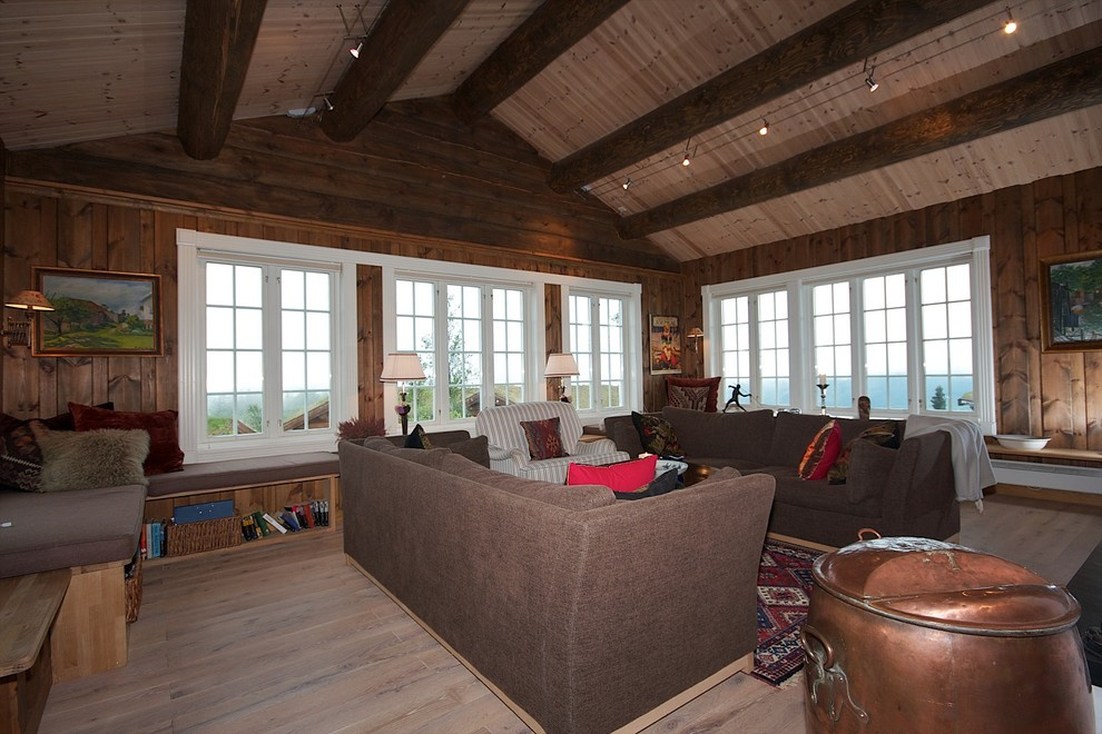 Гостинная в каркасном доме