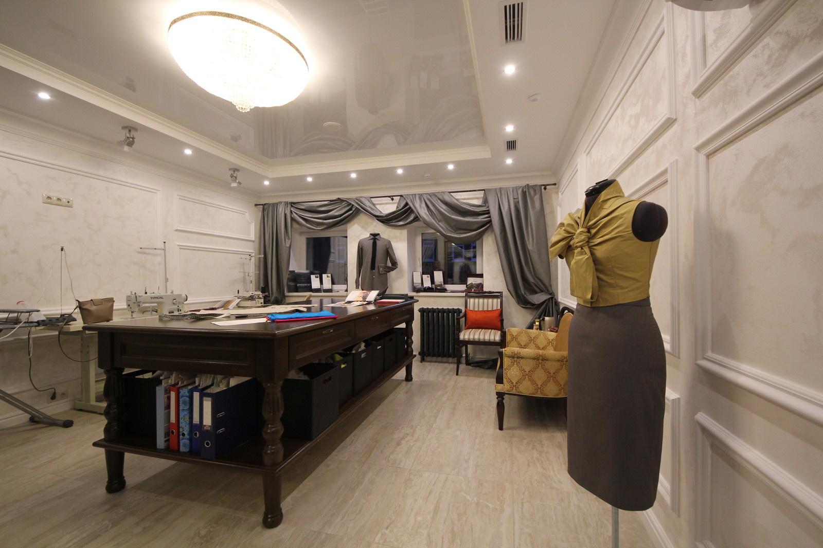 ФАМИЛЬНЫЙ ШАРМ в духе Испании