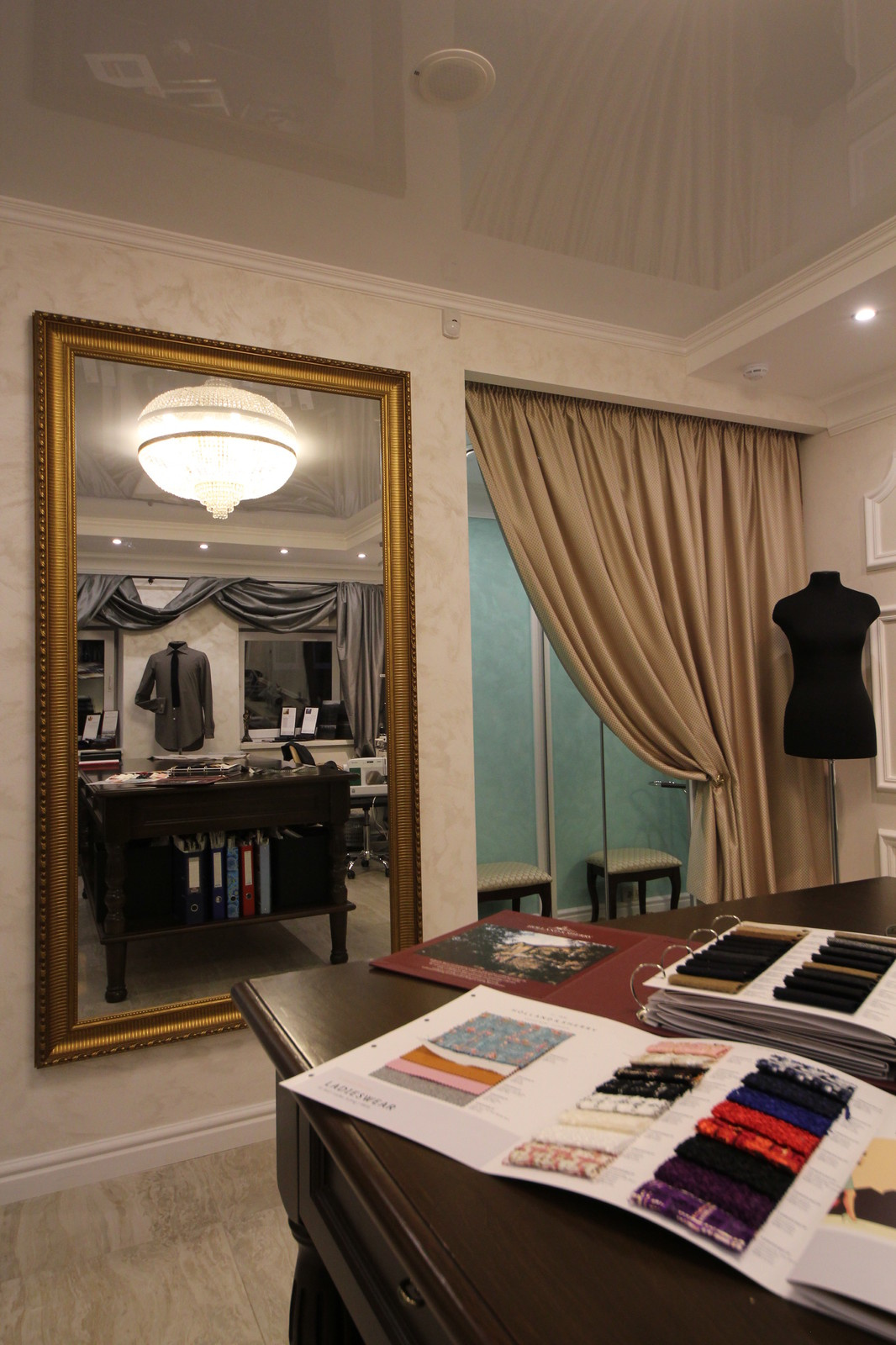 ФАМИЛЬНЫЙ ШАРМ в духе Испании