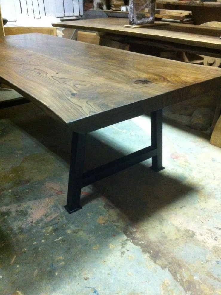 Столы и столешницы из вяза