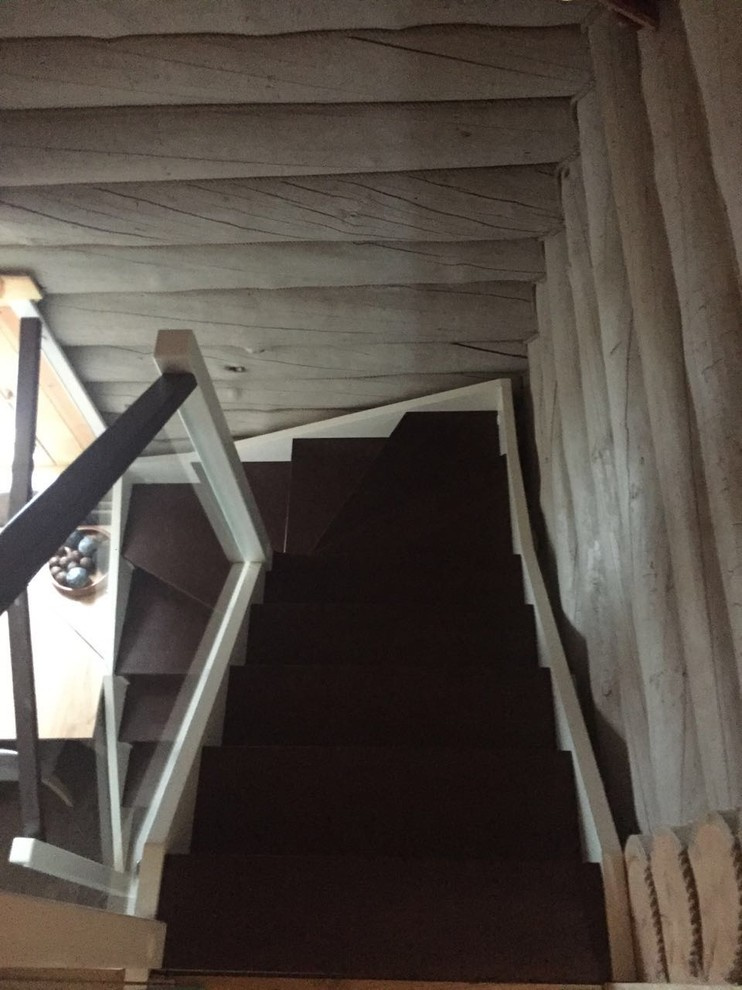 Деревянная  лестница