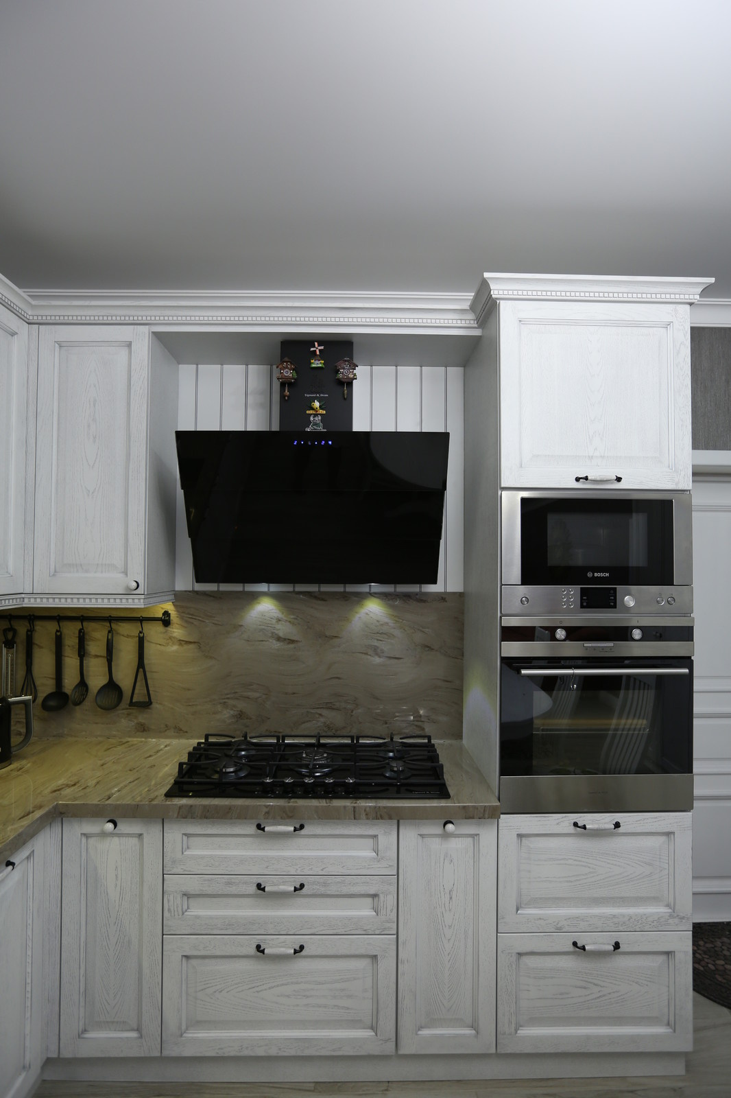 Кухня и мебель  для  частного дома