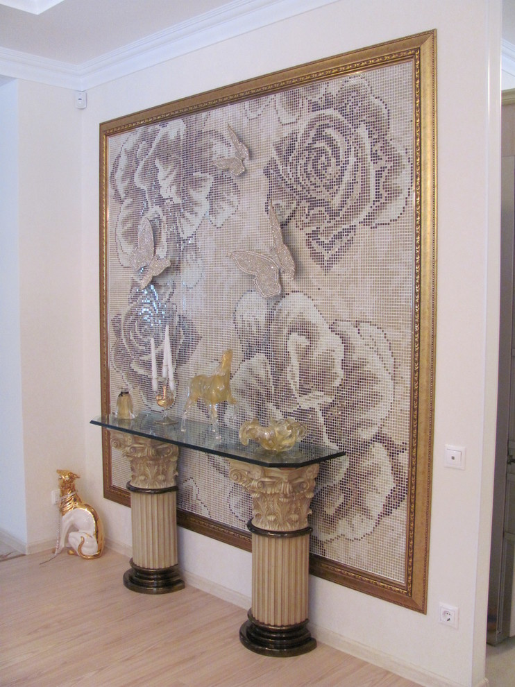 мозаичное панно с бабочками из кристаллов Сваровского