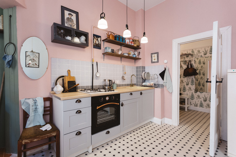 В гостях: Пожить в доме, где снимали сериал «Мастер и Маргарита»