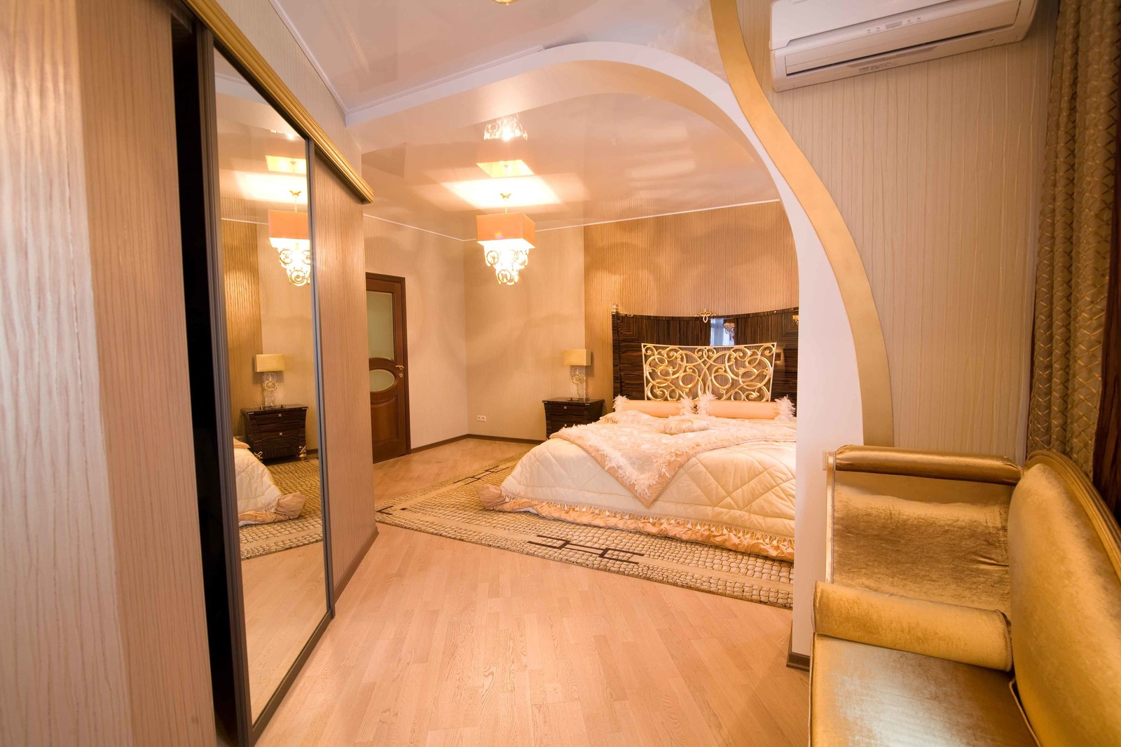 Квартира на Притомской набережной