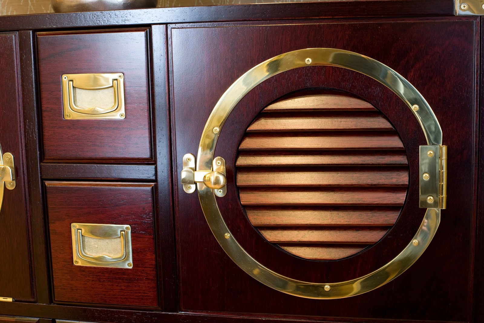 Квартира на Притомской набережной