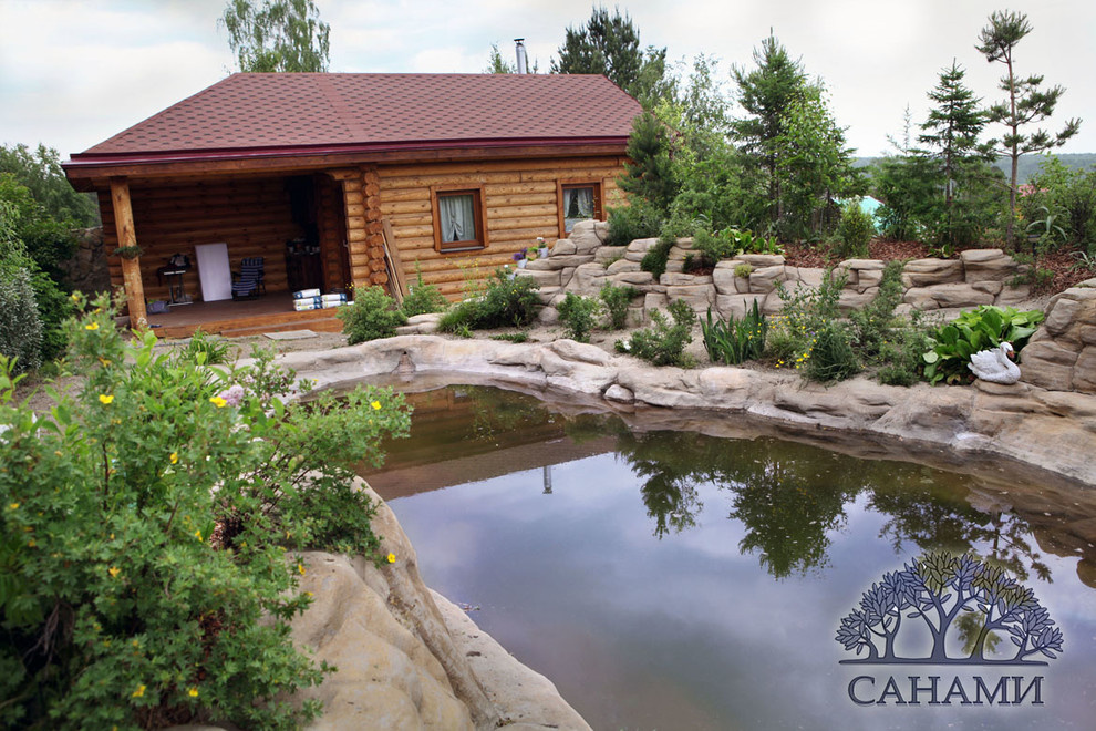 Участок со склоном и видом на залив