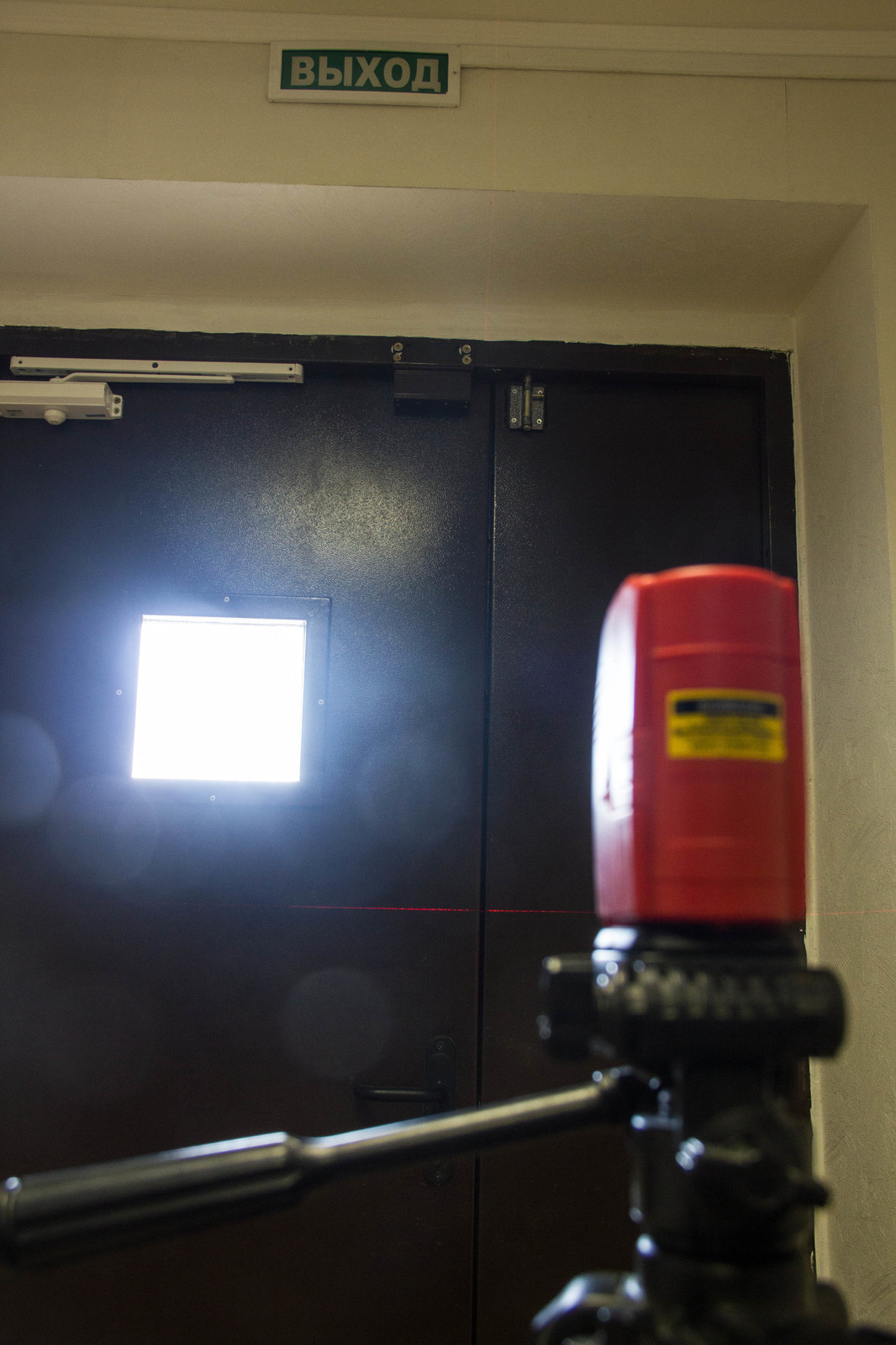 Монтаж видеодомофона с двумя мониторами