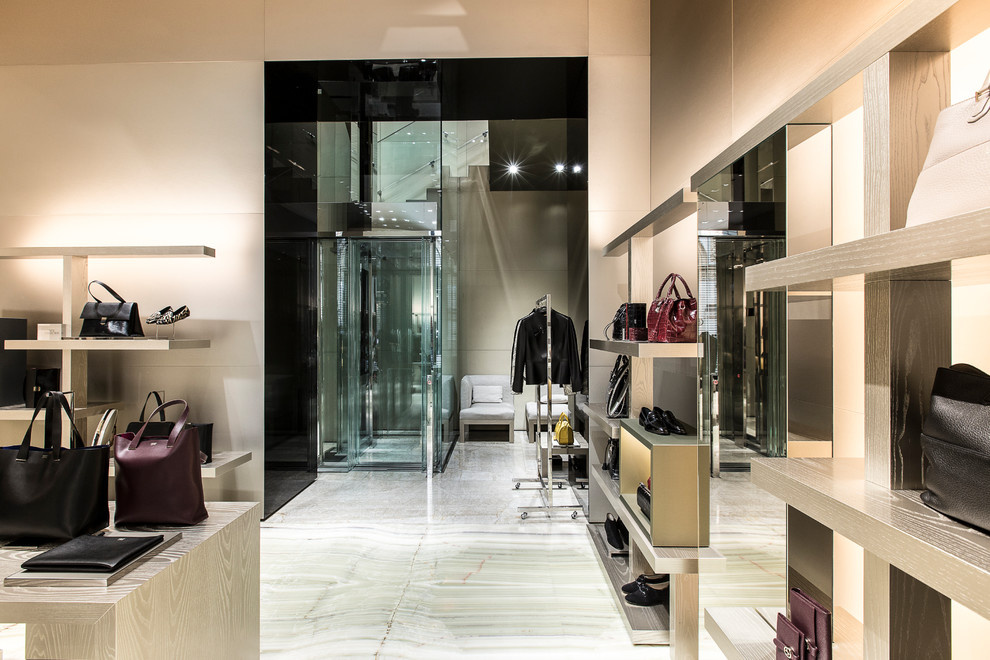 ARMANI BOTIQUE - MILAN, ITALY
