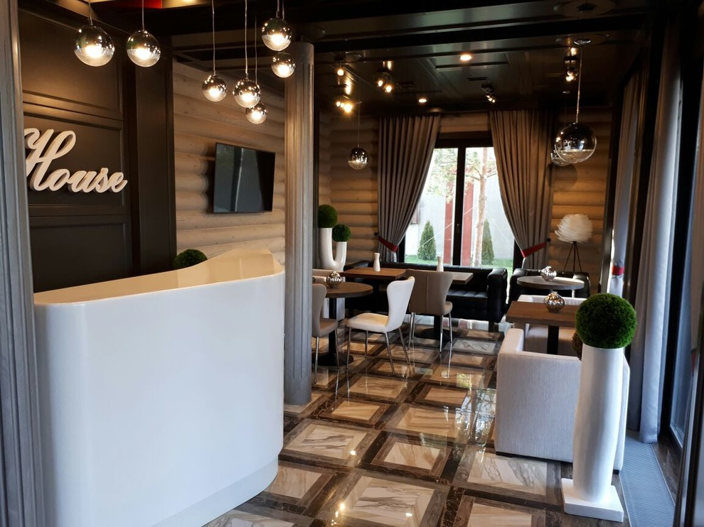 Обложка проекта: Стойка ресепшн