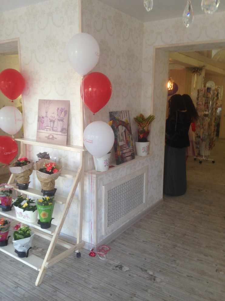 салон цветов и декора для событий  МОНАМУР