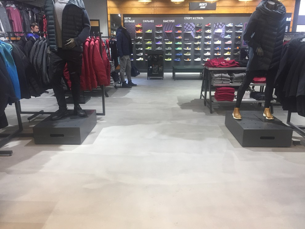 Pandomo Floor в магазине Nike в Алматы