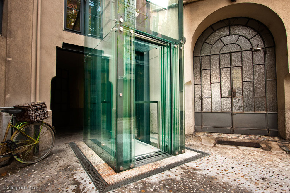 Уличный панорамный лифт для жилого дома - MILAN, ITALY