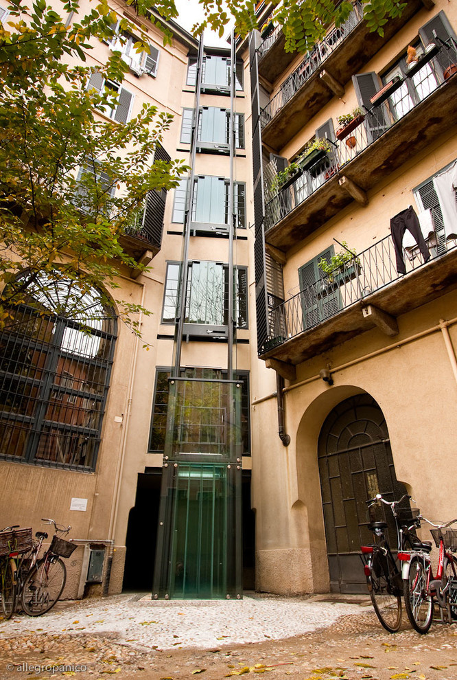 Уличный панорамный лифт для жилого дома - MILAN, ITALY