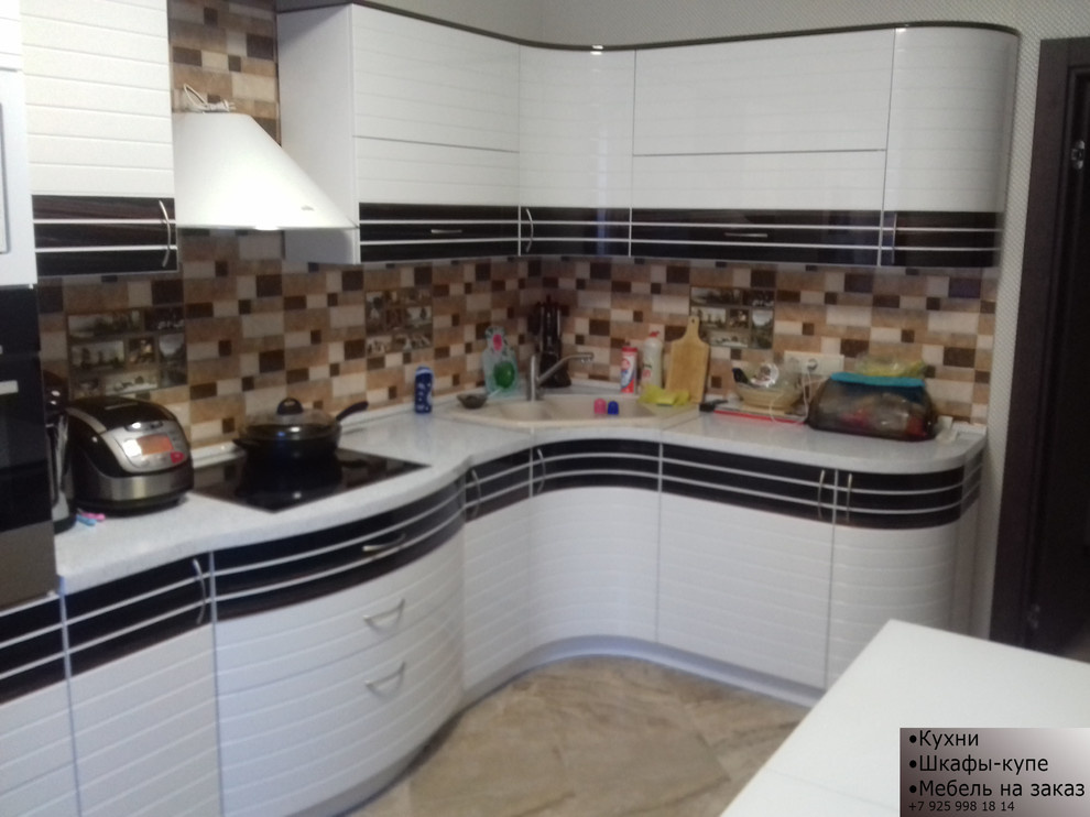 Угловая кухня №3