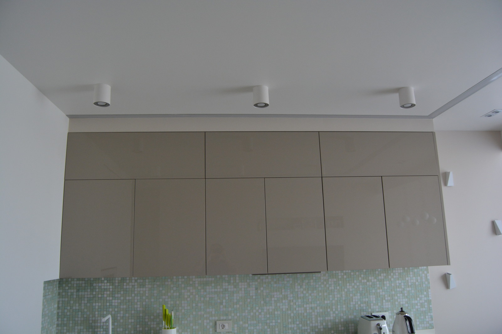 ЖК Одинбург Кухня глянец