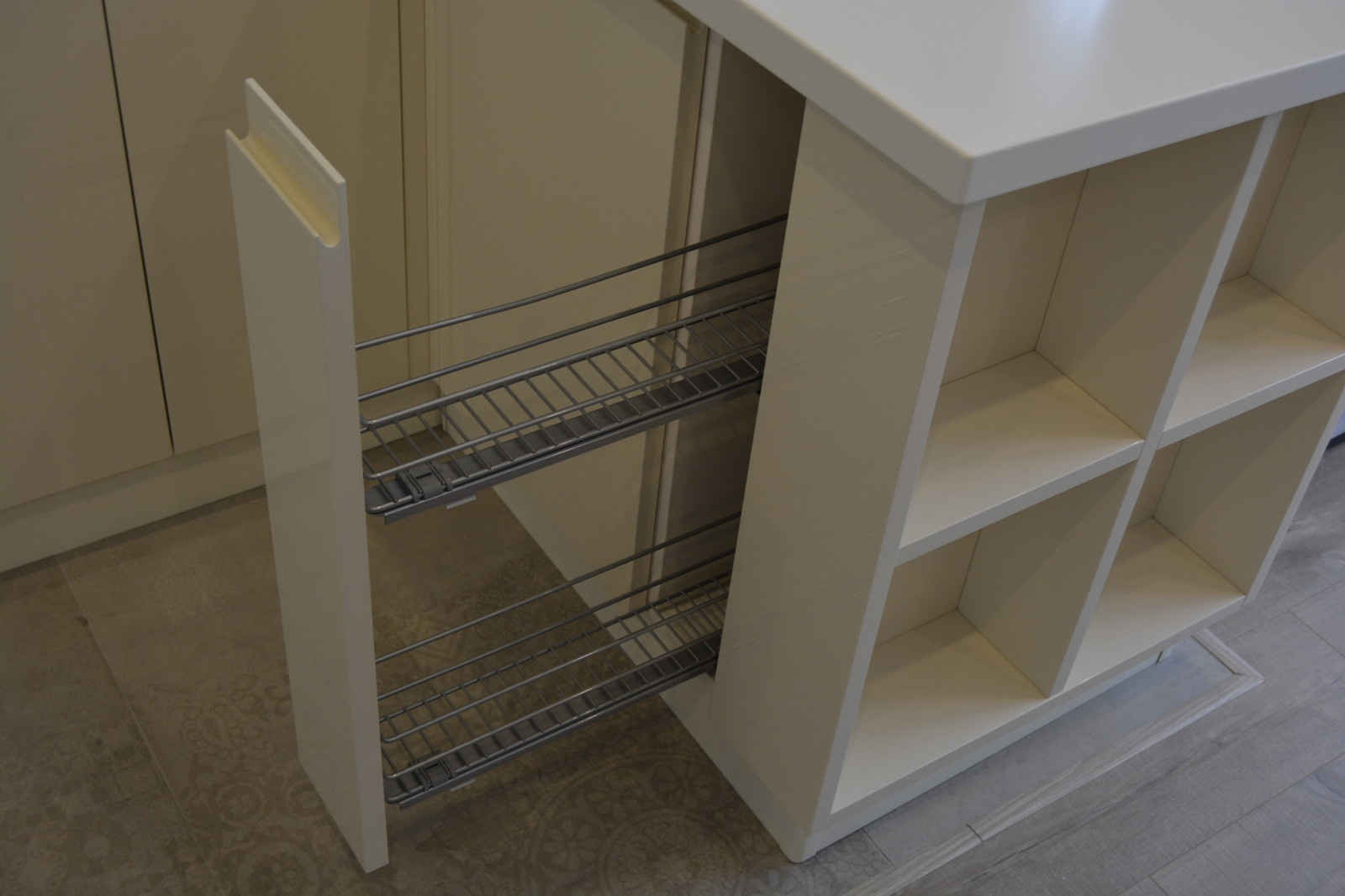 ЖК Одинбург Кухня глянец