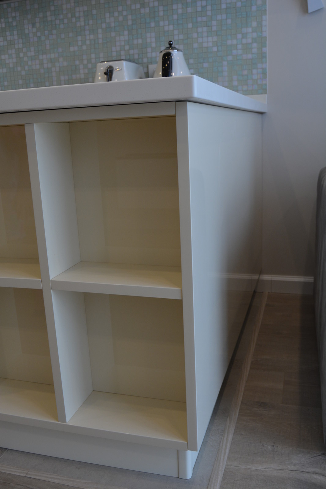 ЖК Одинбург Кухня глянец