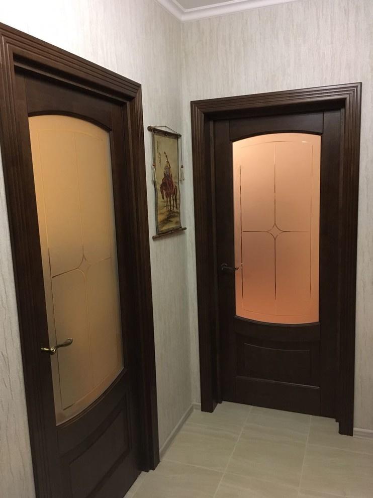 Модель Алина массив дуба цвет орех