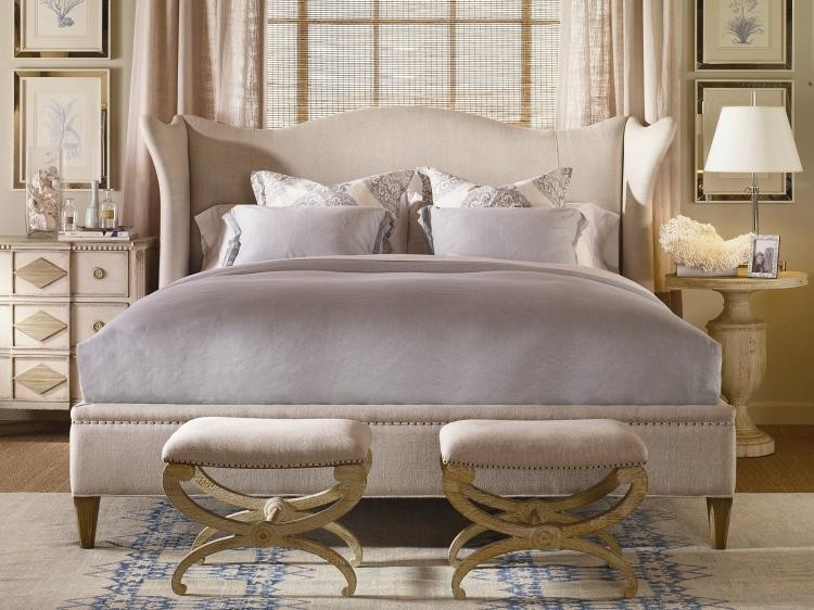 Стильные интерьеры от Century Furniture