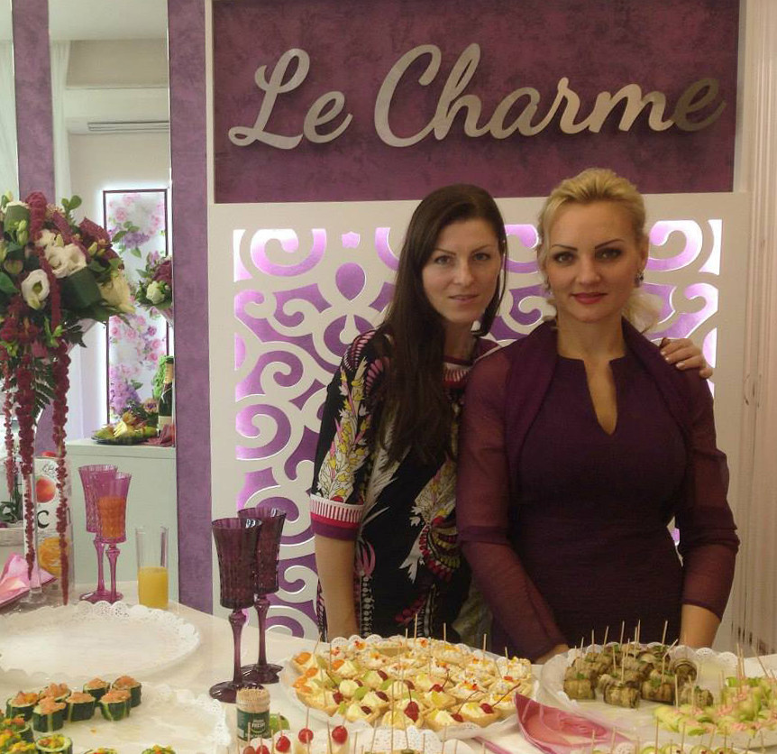 Пано на стену с подсветкой для Бутика цветов Le Charme