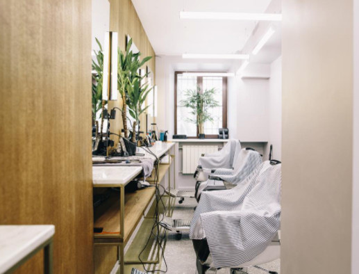 Освещение в мужской парикмахерской Chop Chop Moscow