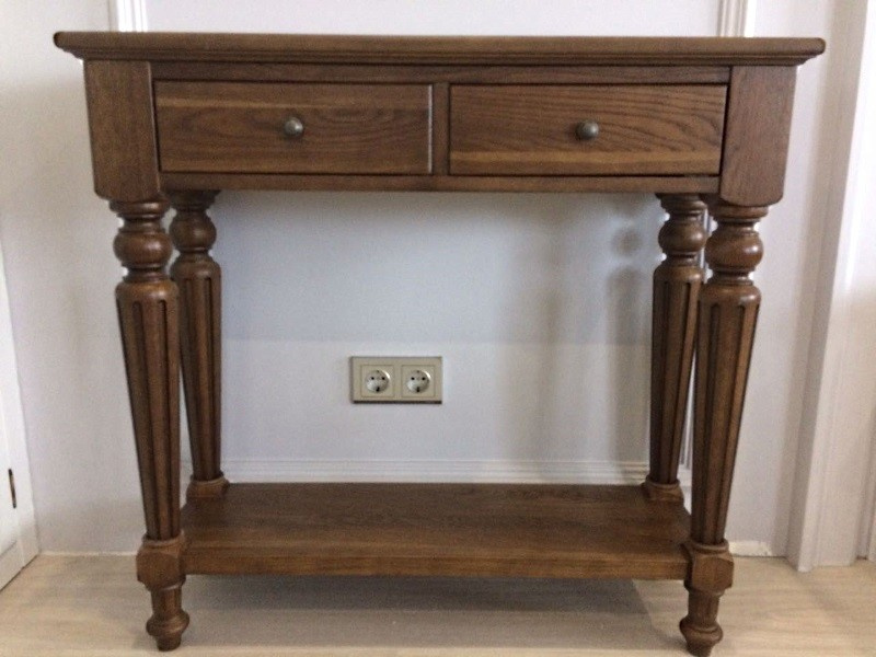 Консоль из массива дуба