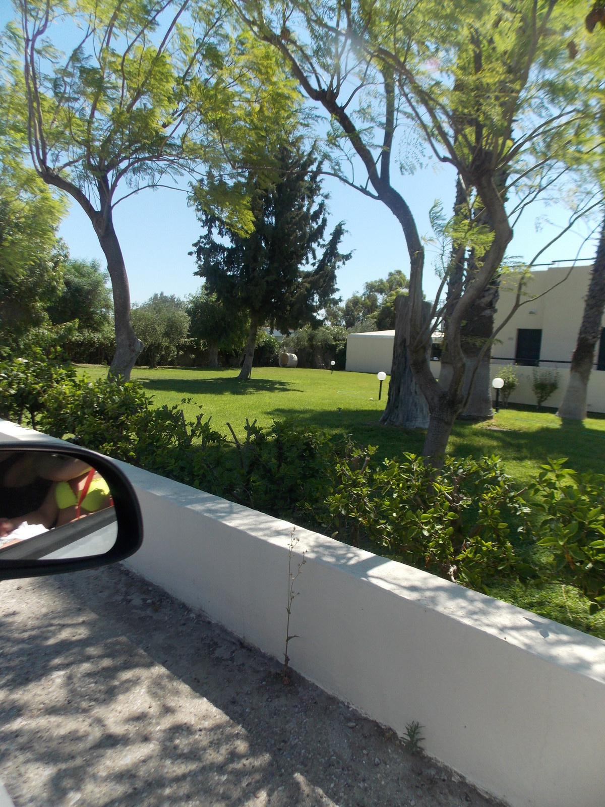 Клумбы в вашем дворе - просто, быстро и очень красиво! Канада Грин!