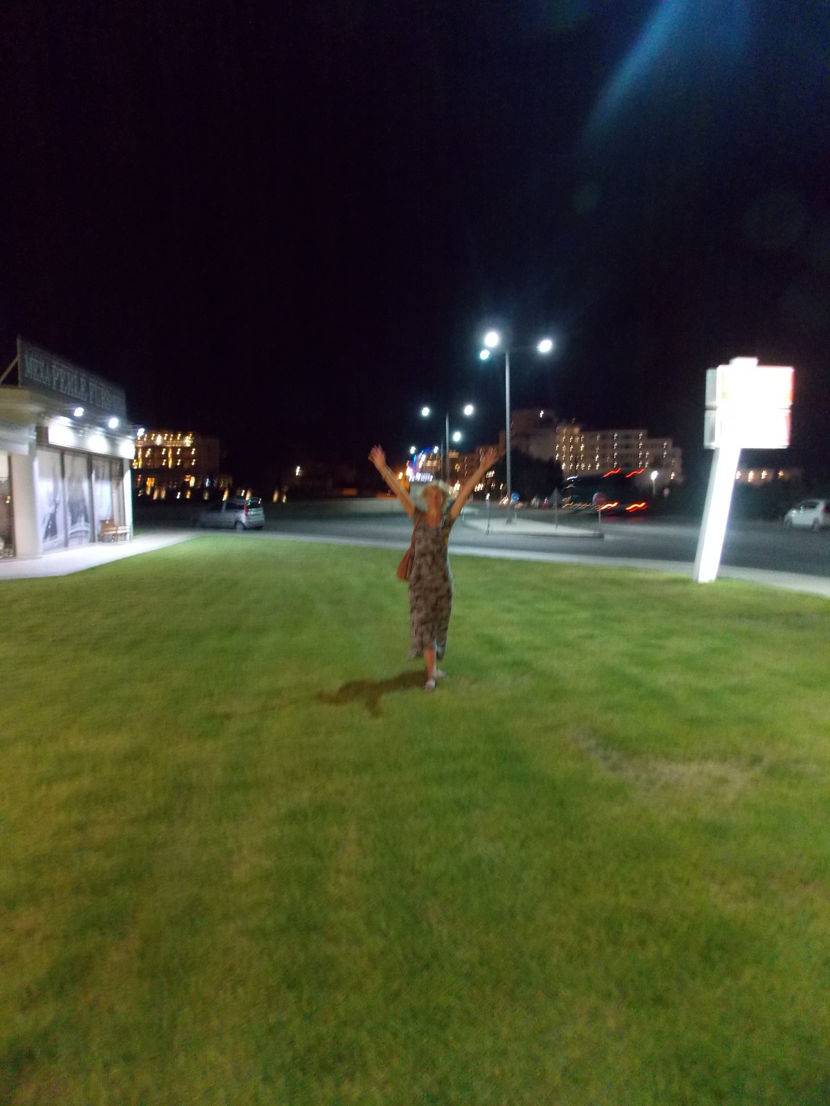 Клумбы в вашем дворе - просто, быстро и очень красиво! Канада Грин!