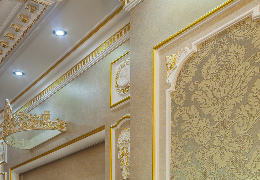 Царский интерьер просторного особняка