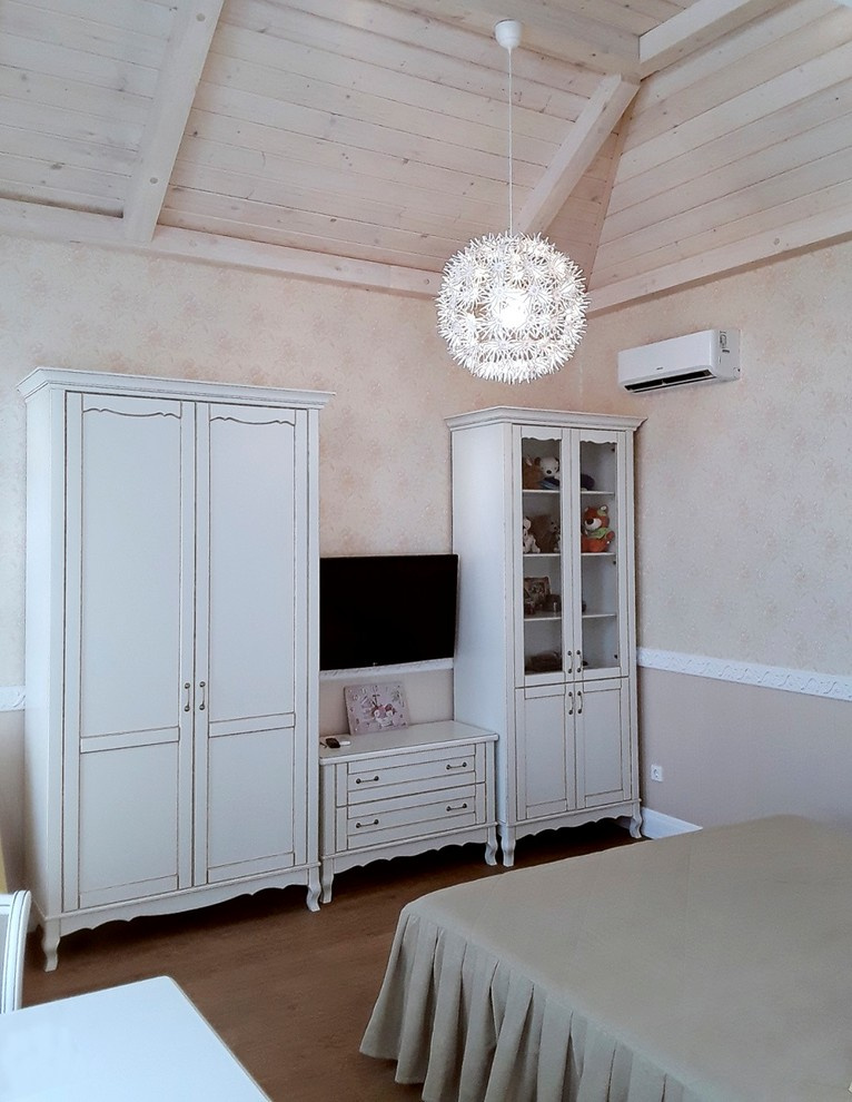 Квартира юной леди