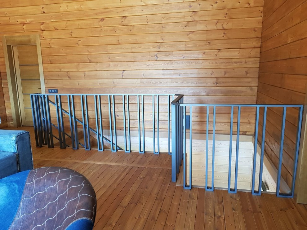 Деревянная  лестница