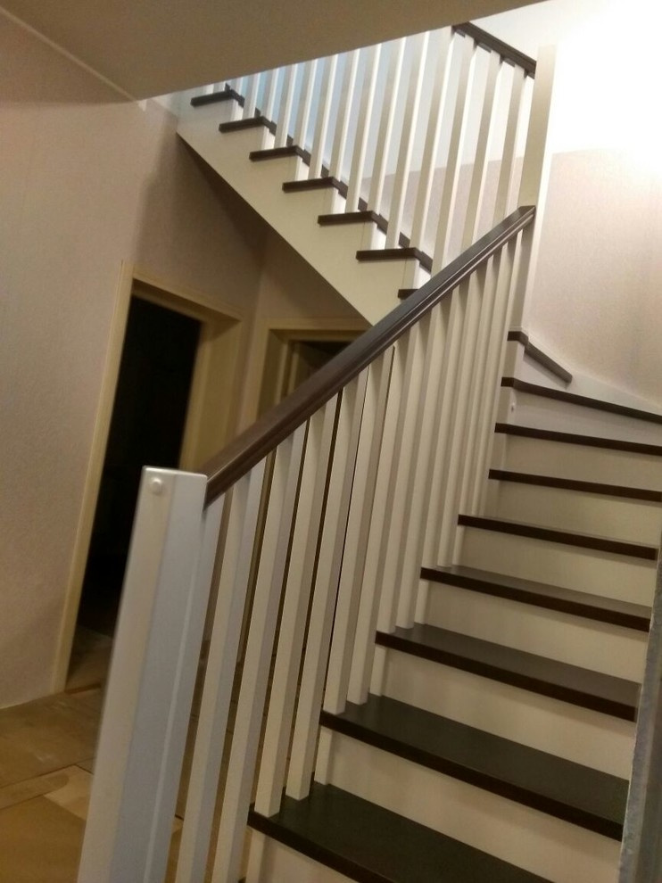 Деревянная  лестница