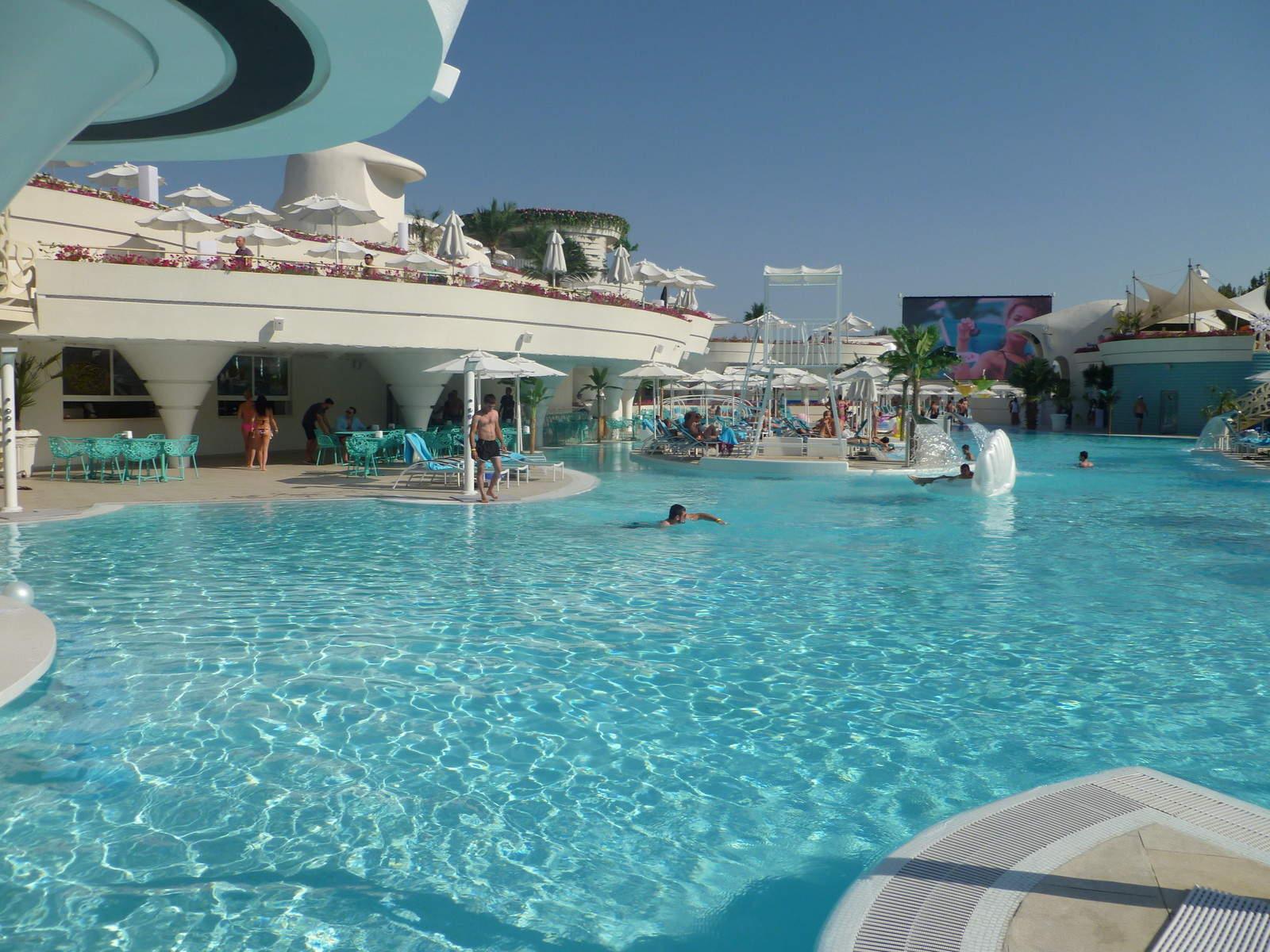 Bora-Bora beach club