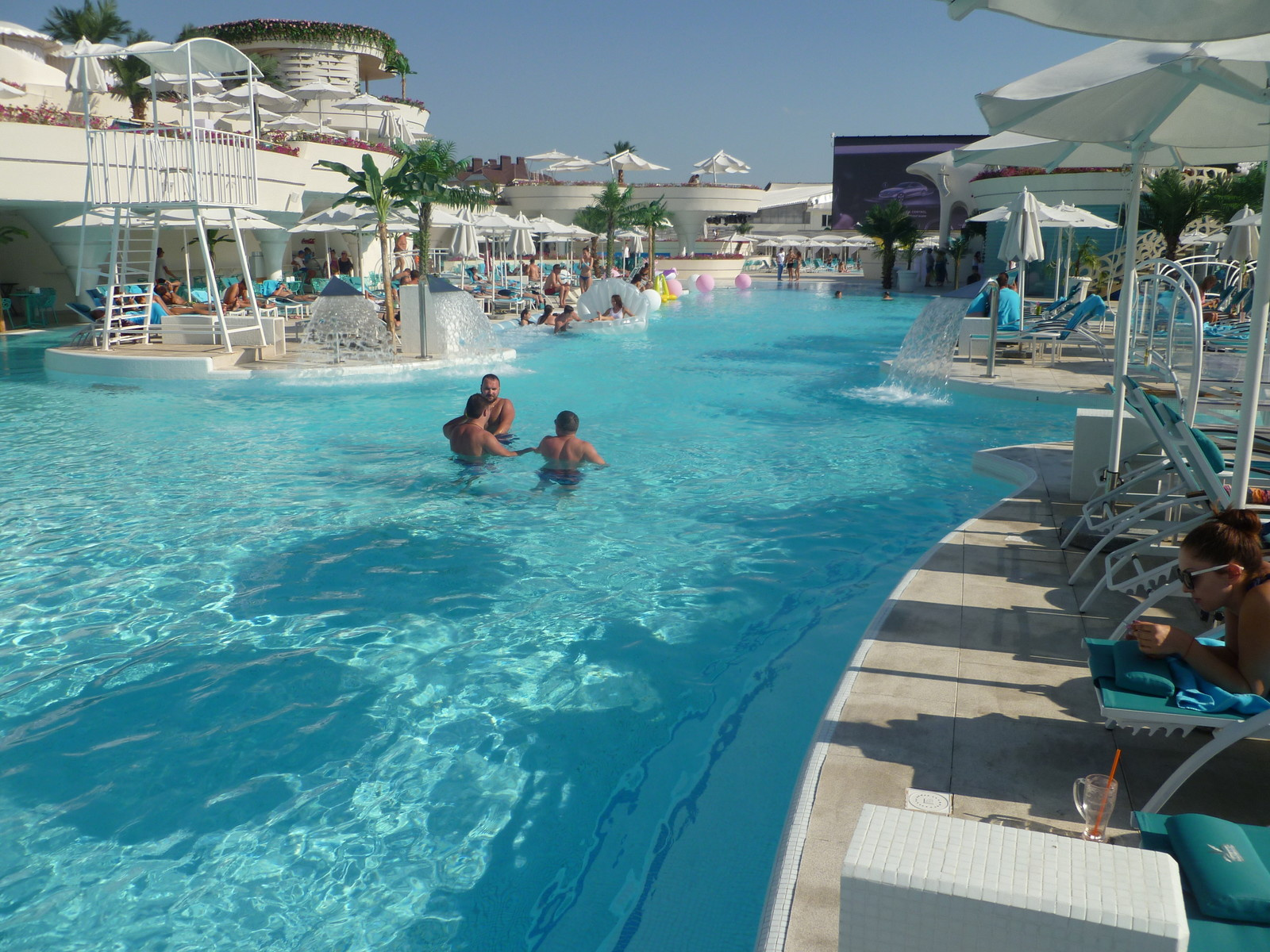 Bora-Bora beach club