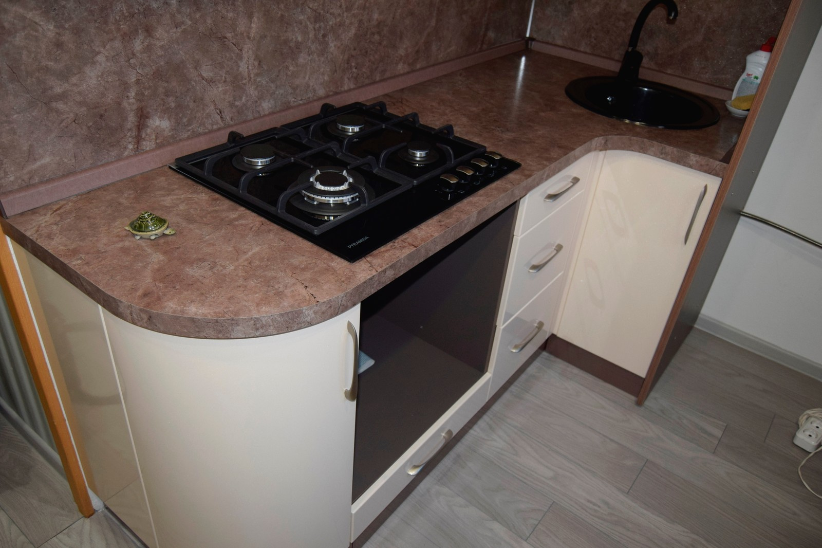 кухня для одного ( для эгоиста )