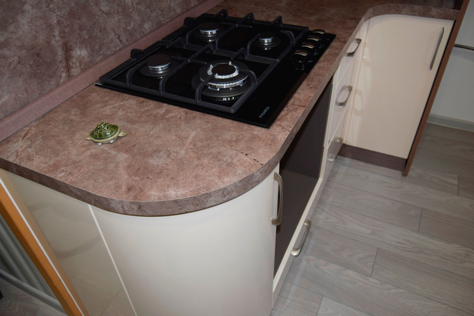 кухня для одного ( для эгоиста )