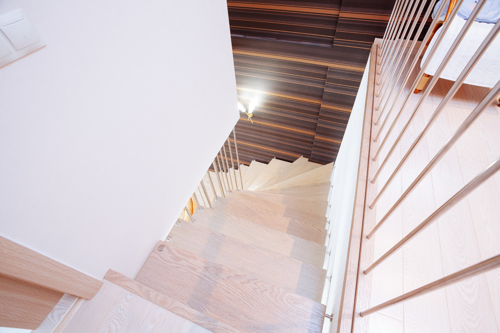 13. Лестница на больцах в квартире по ул. Ярмарочная г. Чебоксары